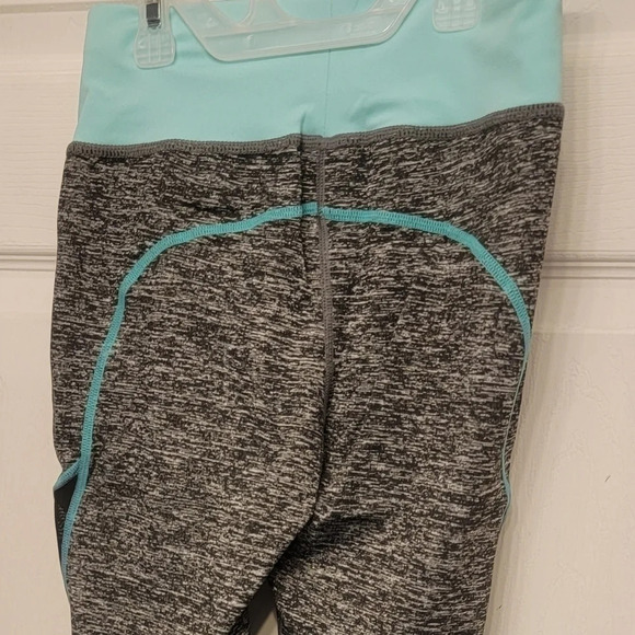 LEGGINGS - Picture 1 of 2